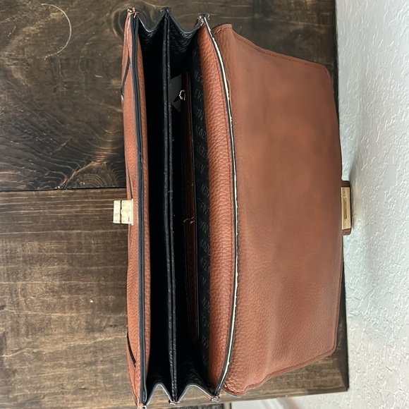 Steve Madden Straw Top Shoulder Bag - Picture 11 of 12